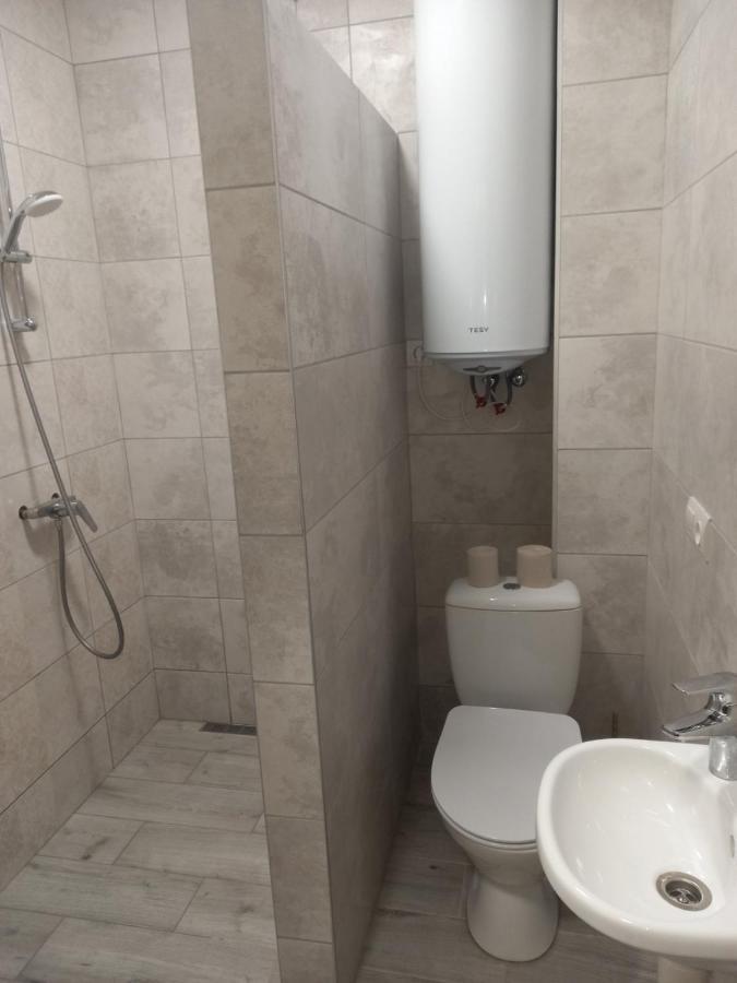 Апартаменти Віланж Polyana  Ngoại thất bức ảnh